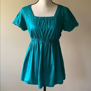 Liz Lange maternity shirt